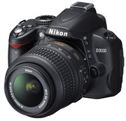 Зеркальная камера NIKON D3000+объектив NIKKOR 18-55mm+карта памяти 1Гб
